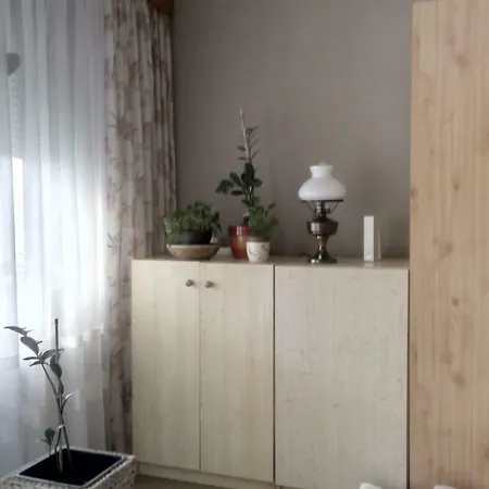 Apartament Furedi Piheno